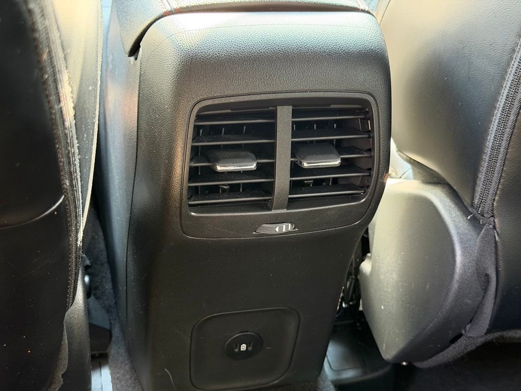 Used 2024 Gray Ford ST-Line image 24