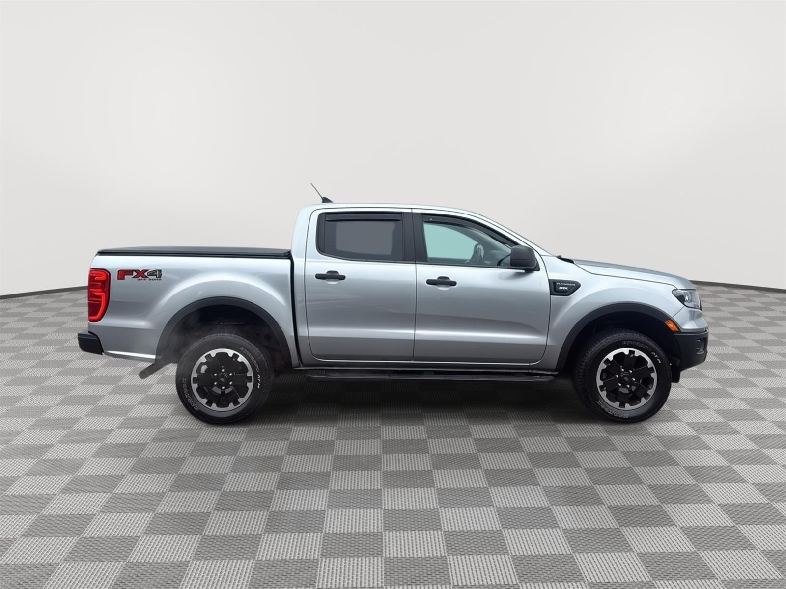 Used 2021 Iconic Silver Ford XL image 7