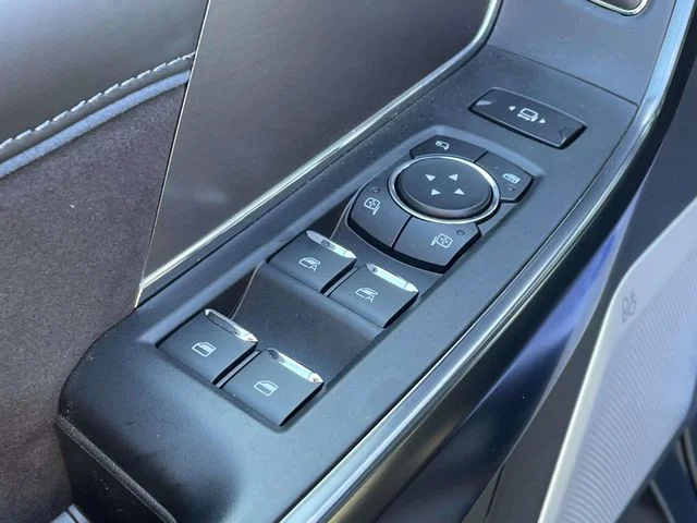 New 2026 Carbonized Gray Metallic Ford F-250® Platinum® image 15