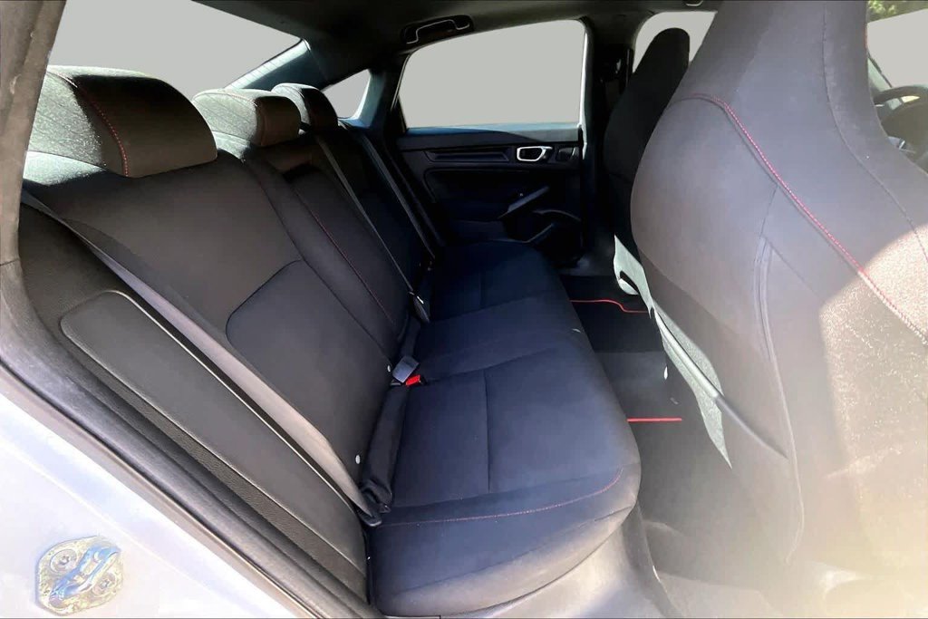 Used 2024 White Honda Base image 20
