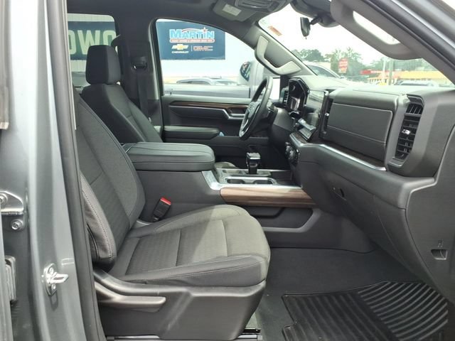 Used 2026 Sterling Gray Metallic Chevrolet RST image 18