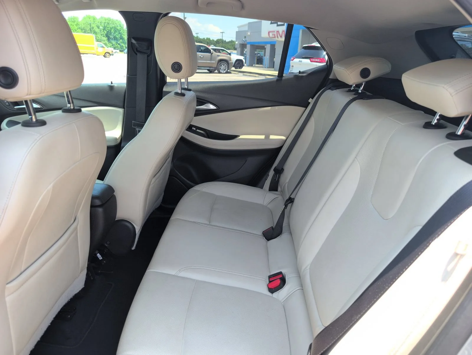 Used 2024 Moonstone Gray Metallic Buick Sport Touring image 31