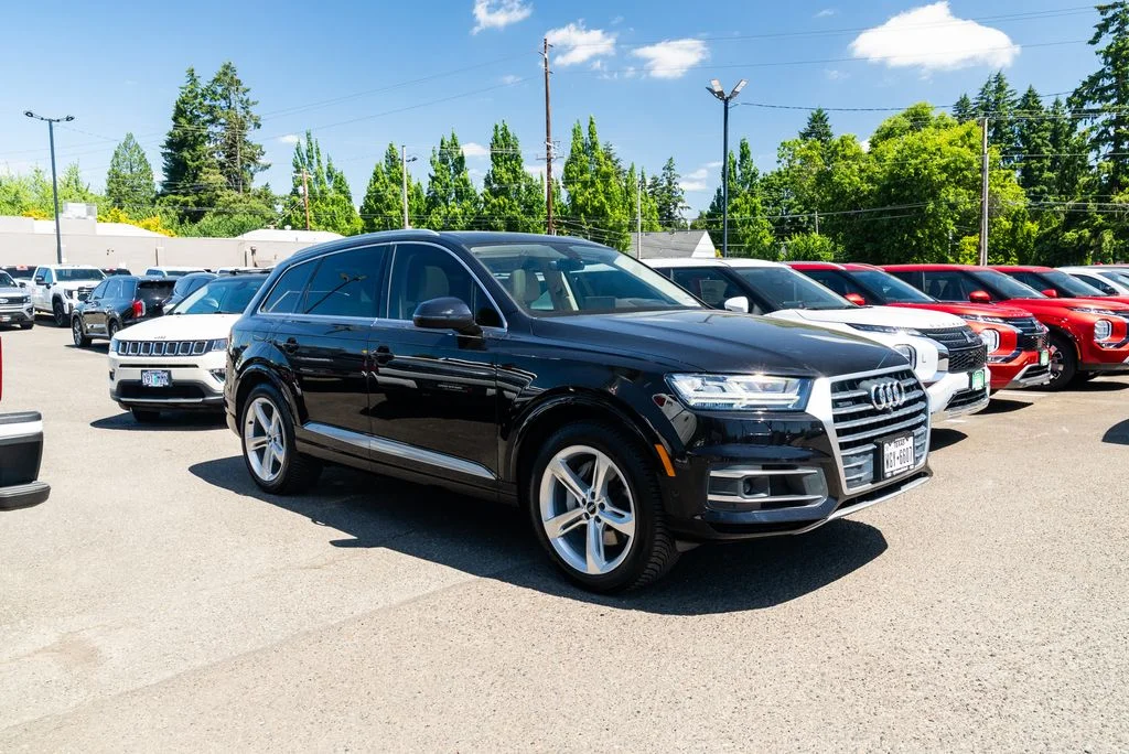 Used 2019 Black Audi 55 Prestige image 28