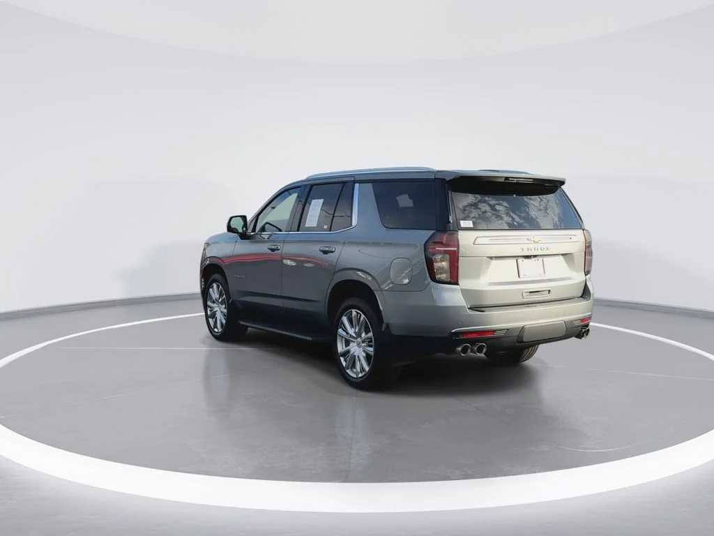 Used 2023 Gray Chevrolet High Country image 6