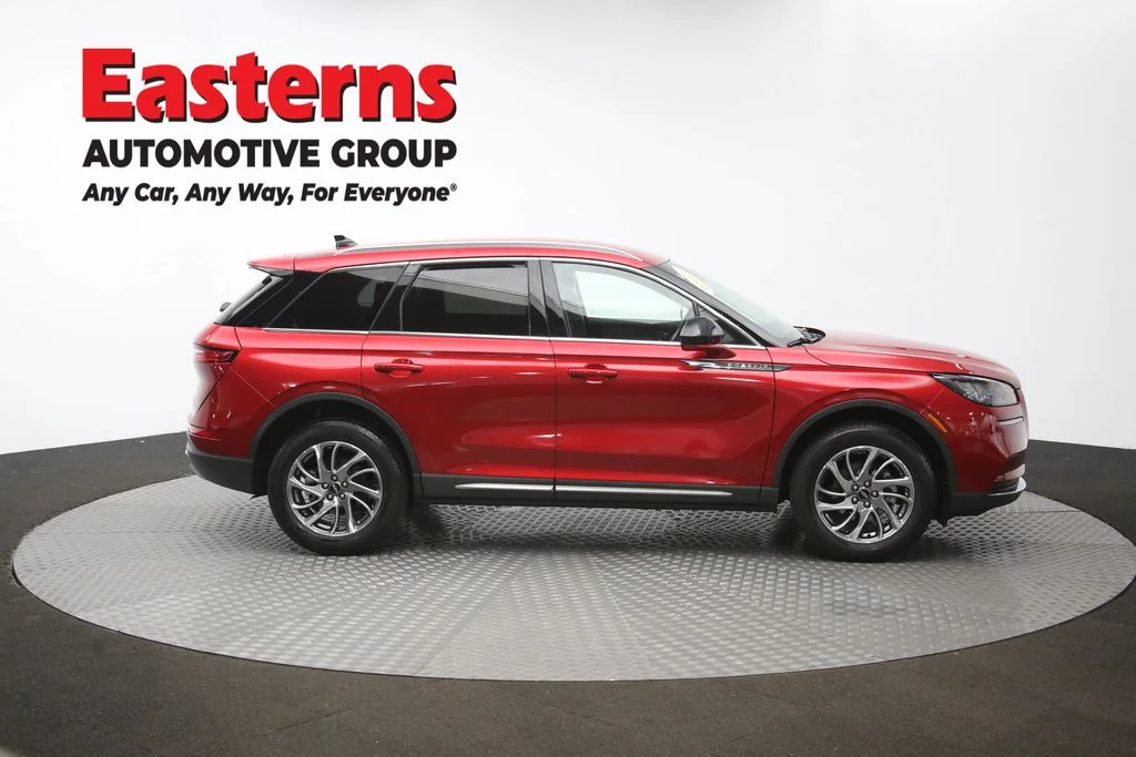 Used 2022 Red Lincoln Standard image 46