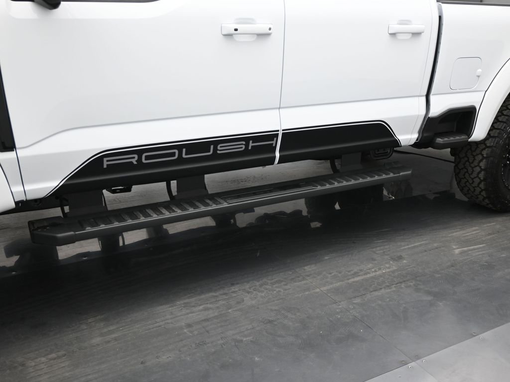 New 2026 Oxford White Ford Lariat image 26