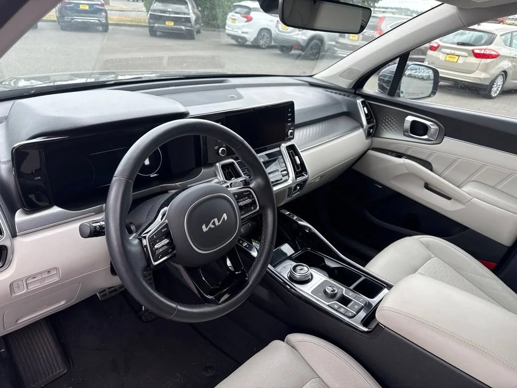 Used 2023 Gravity Blue Kia SX Prestige image 11