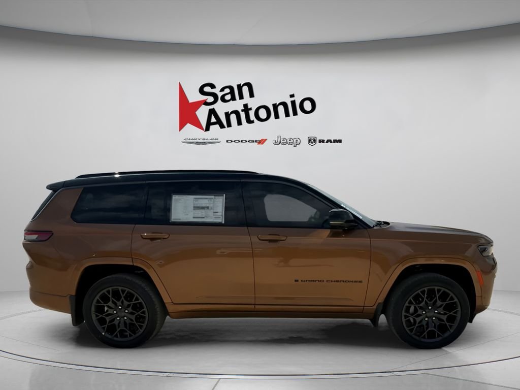 New 2026 Copper Shino Metallic Clear-Coat Exterior Paint Jeep Summit image 17
