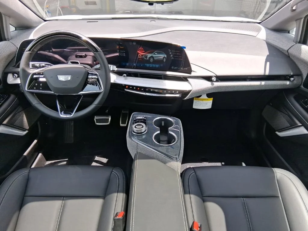 2026 Cadillac OPTIQ Sport - Photo 9