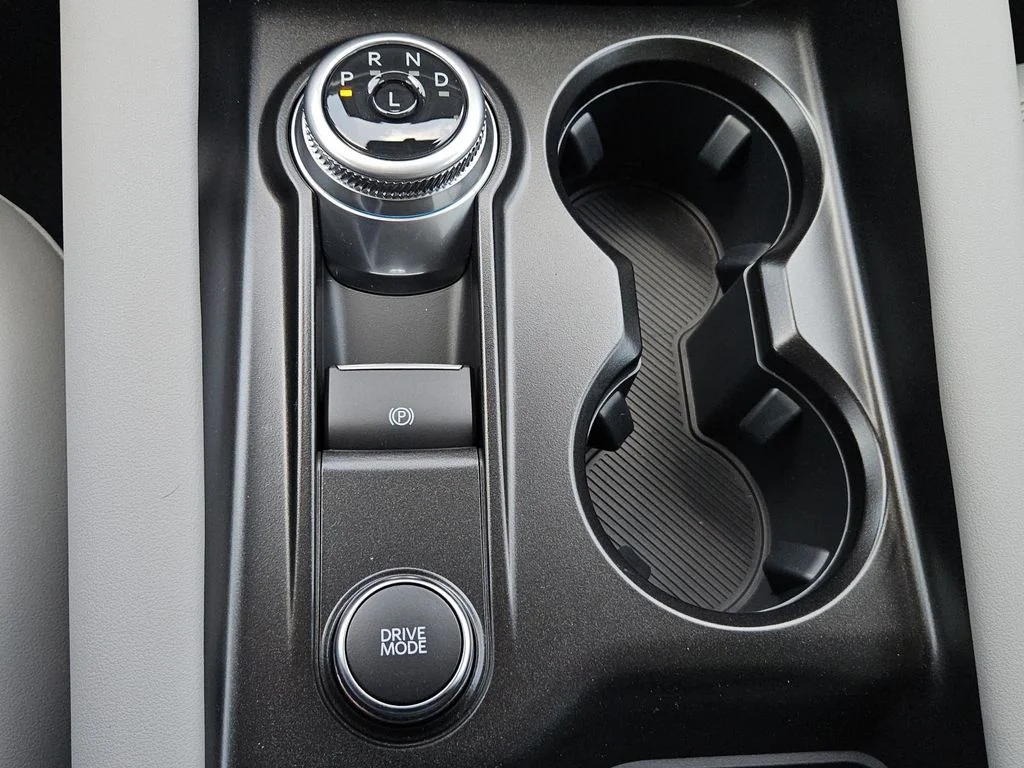 2026 Ford Explorer Active - Photo 16