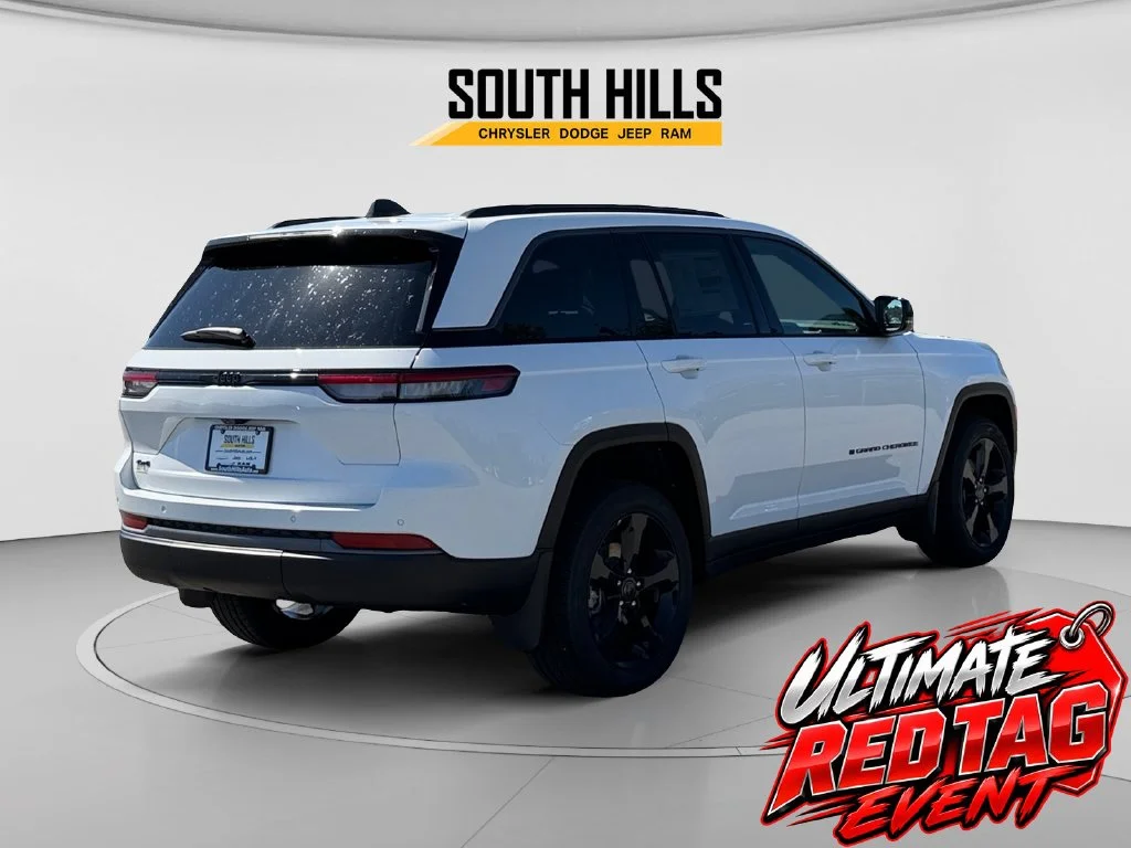 New 2027 Bright White Clear-Coat Paint Jeep Limited Reserve image 5