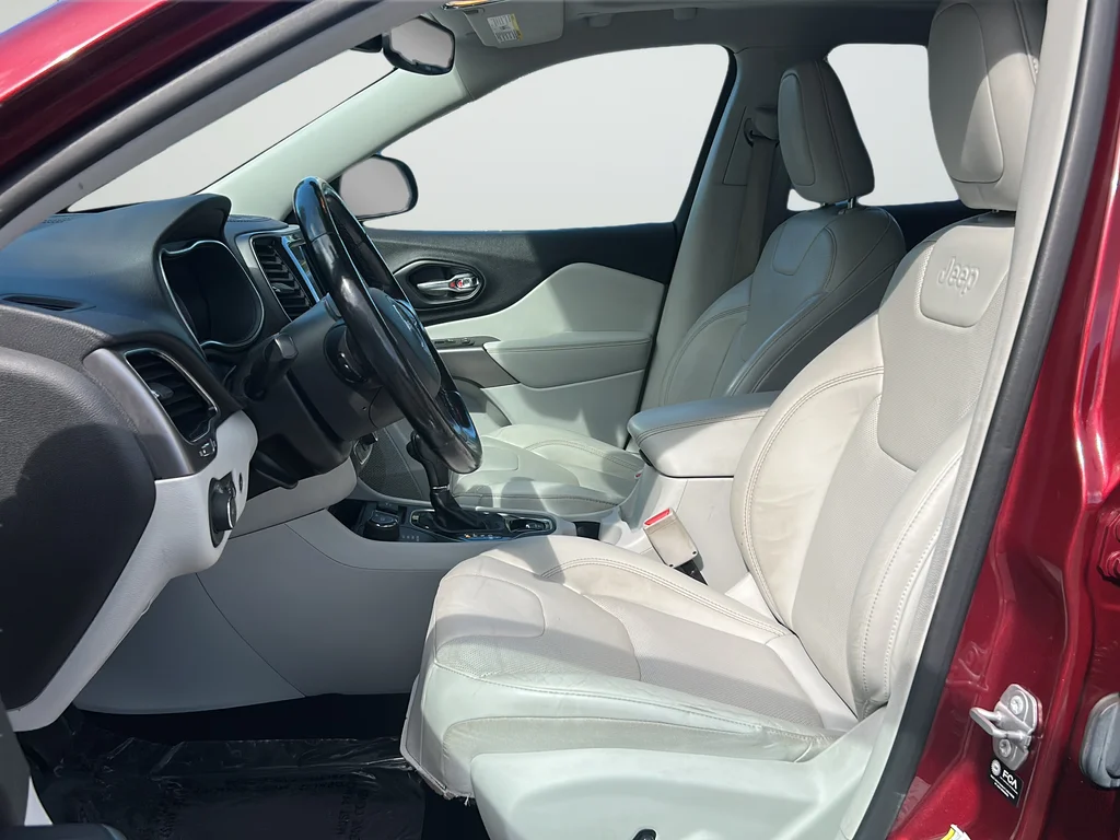 Used 2021 Red Jeep Limited image 10