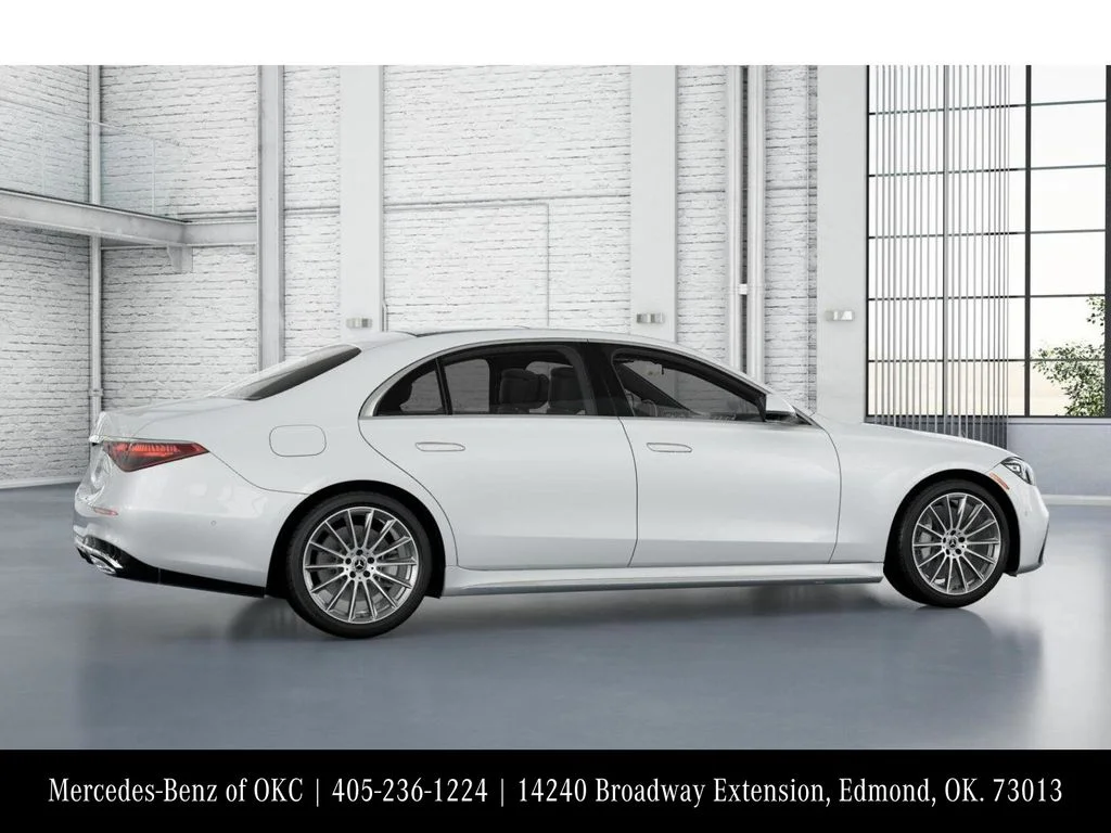 New 2026 White Mercedes-Benz S 580 image 18