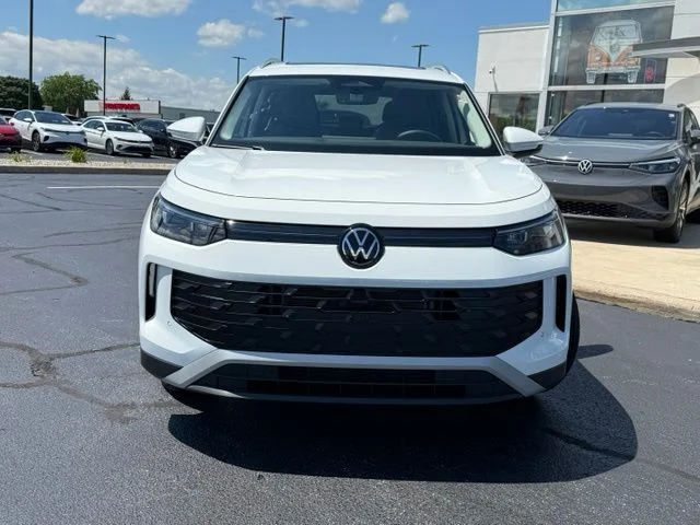 New 2026 White Volkswagen 2.0T SE image 2
