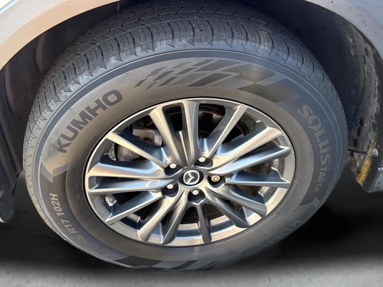 Used 2020 Snowflake White Pearl Mica Mazda Touring image 3