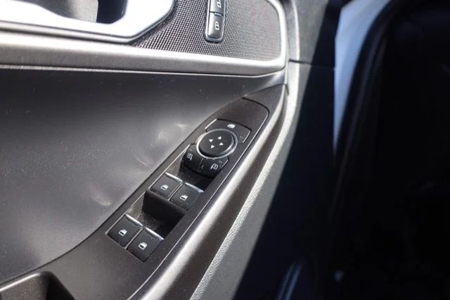 Used 2022 White Ford Base image 23