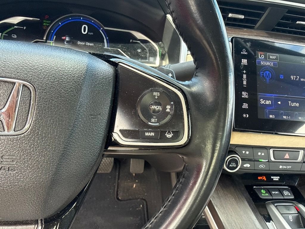 Used 2018 Moonlit Forest Pearl Honda Touring image 12