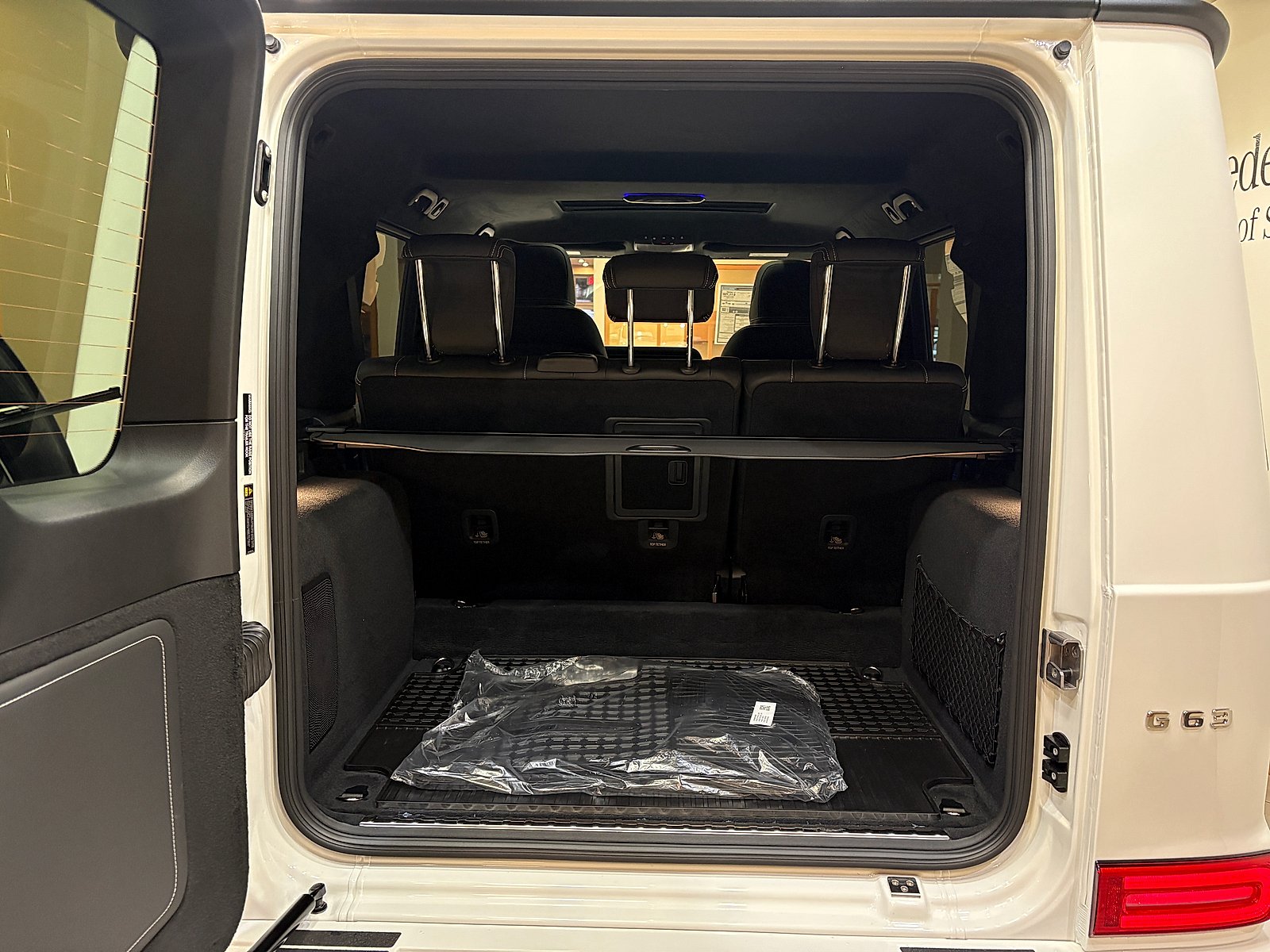 New 2027 Polar White Mercedes-Benz AMG® G 63 image 35