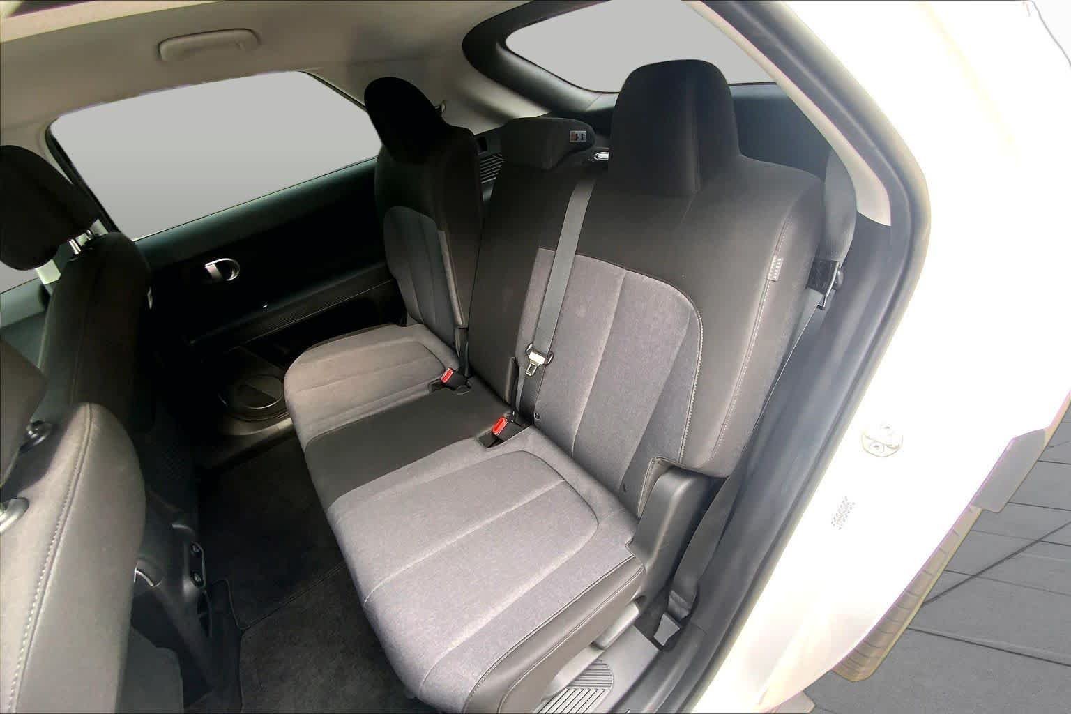 Used 2024 Atlas White Hyundai SEL image 20