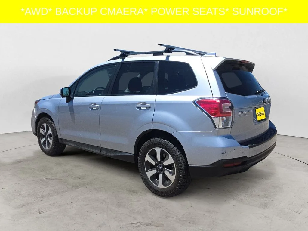 Used 2018 Silver Subaru 2.5i Premium image 7