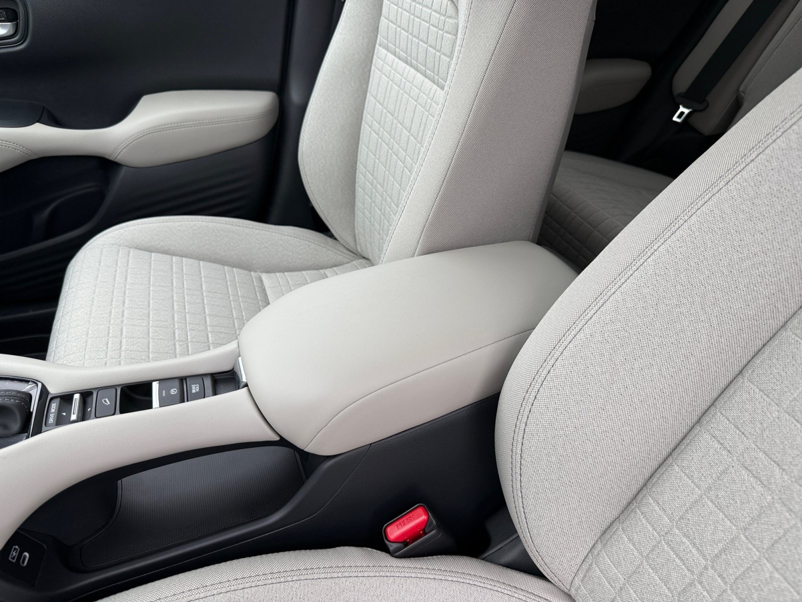 New 2027 Platinum White Pearl Honda LX image 14