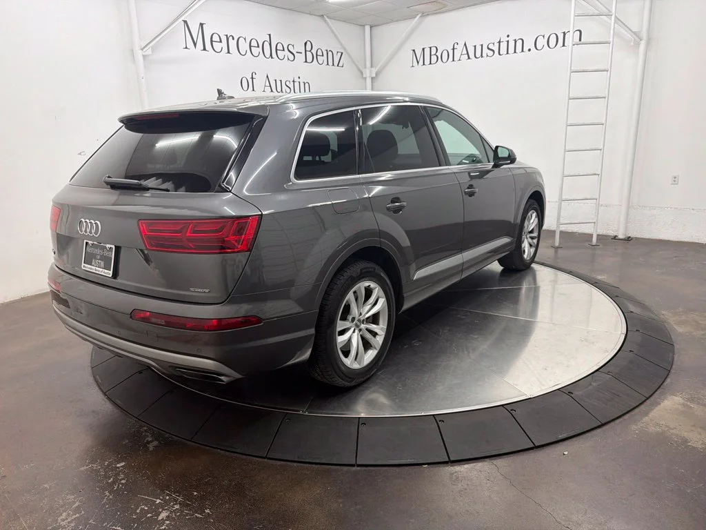 Used 2019 Gray Audi 45 Premium image 7