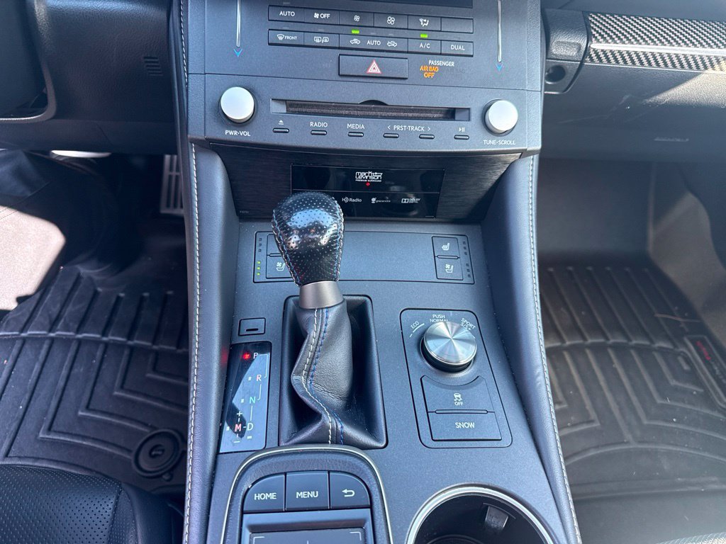 Used 2017 White Lexus F image 41