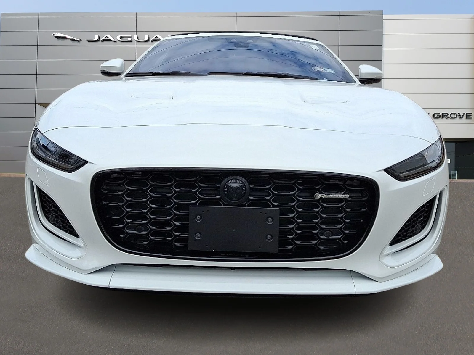 New 2024 Fuji White Jaguar P450 R-Dynamic RWD Automatic image 7