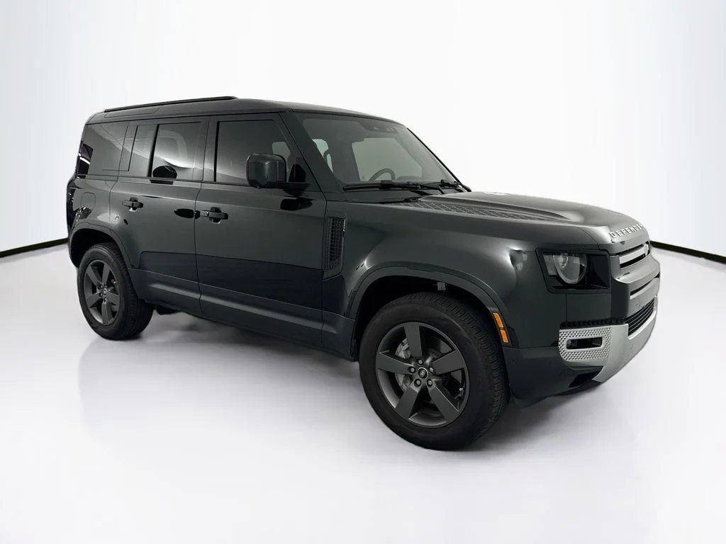 Certified Used 2025 Santorini Black Metallic Land Rover S image 3