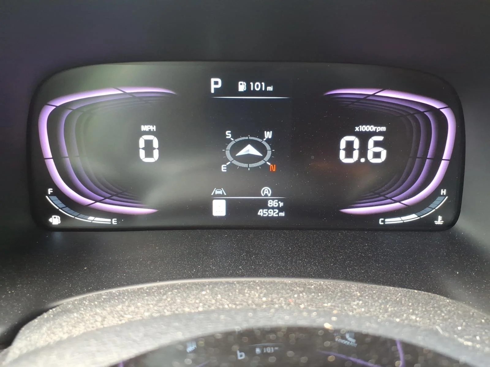 Used 2025 Snow White Pearl Kia EX image 14