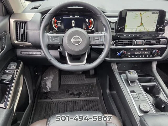 Used 2023 Black Nissan Platinum image 11
