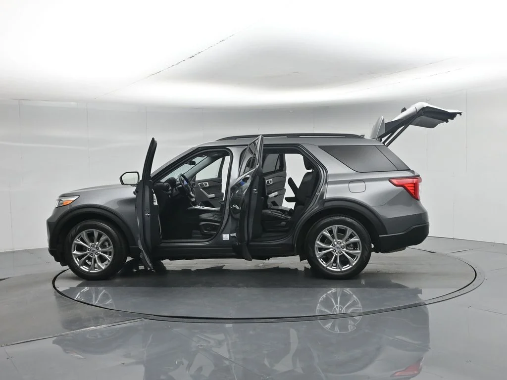 Certified Used 2023 Gray Ford XLT image 41
