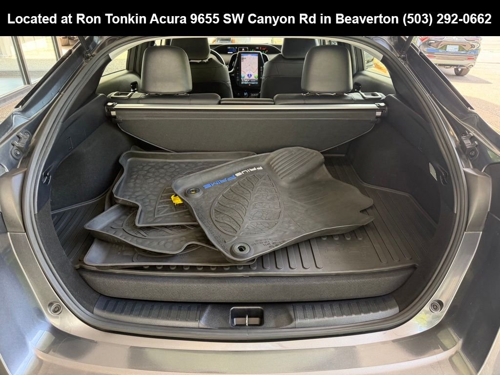 Used 2019 Magnetic Gray Metallic Toyota Advanced image 10