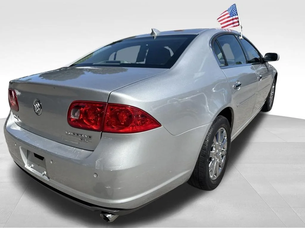 Used 2010 Silver Buick CXL Premium image 4
