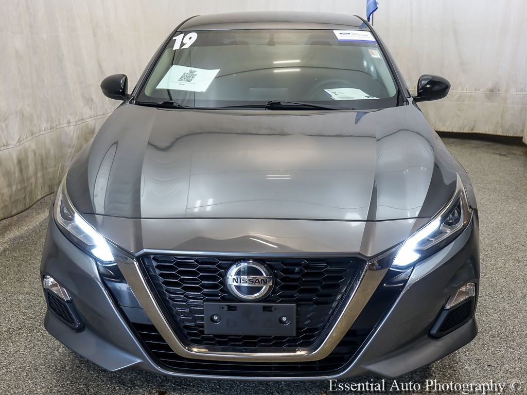 Certified Used 2019 Gun Metallic Nissan 2.5 SR image 5