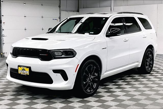 Used 2024 White Knuckle Clearcoat Dodge R/T Plus image 12