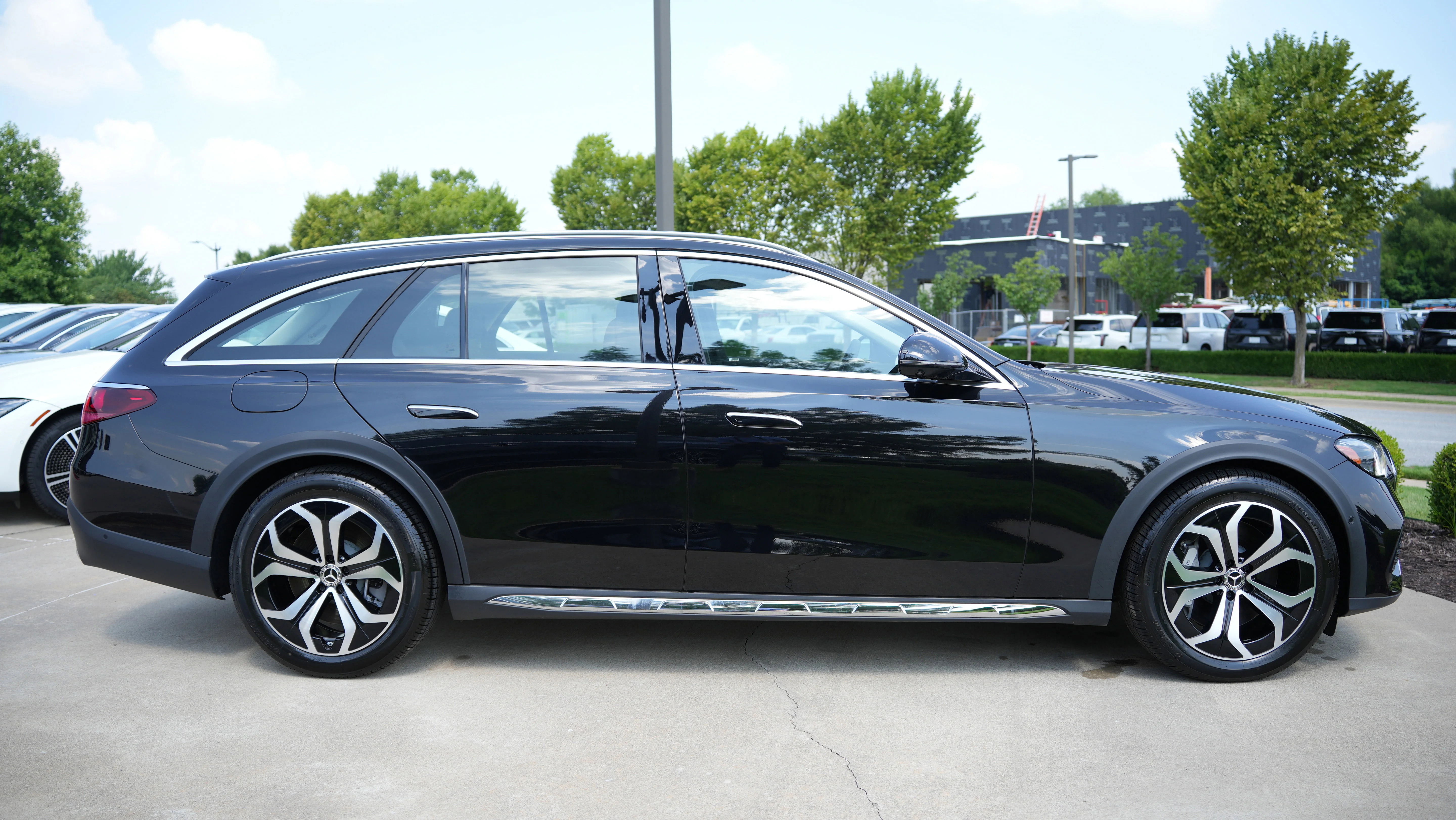 2025 Mercedes-Benz E-Class E450 All-Terrain - Photo 9