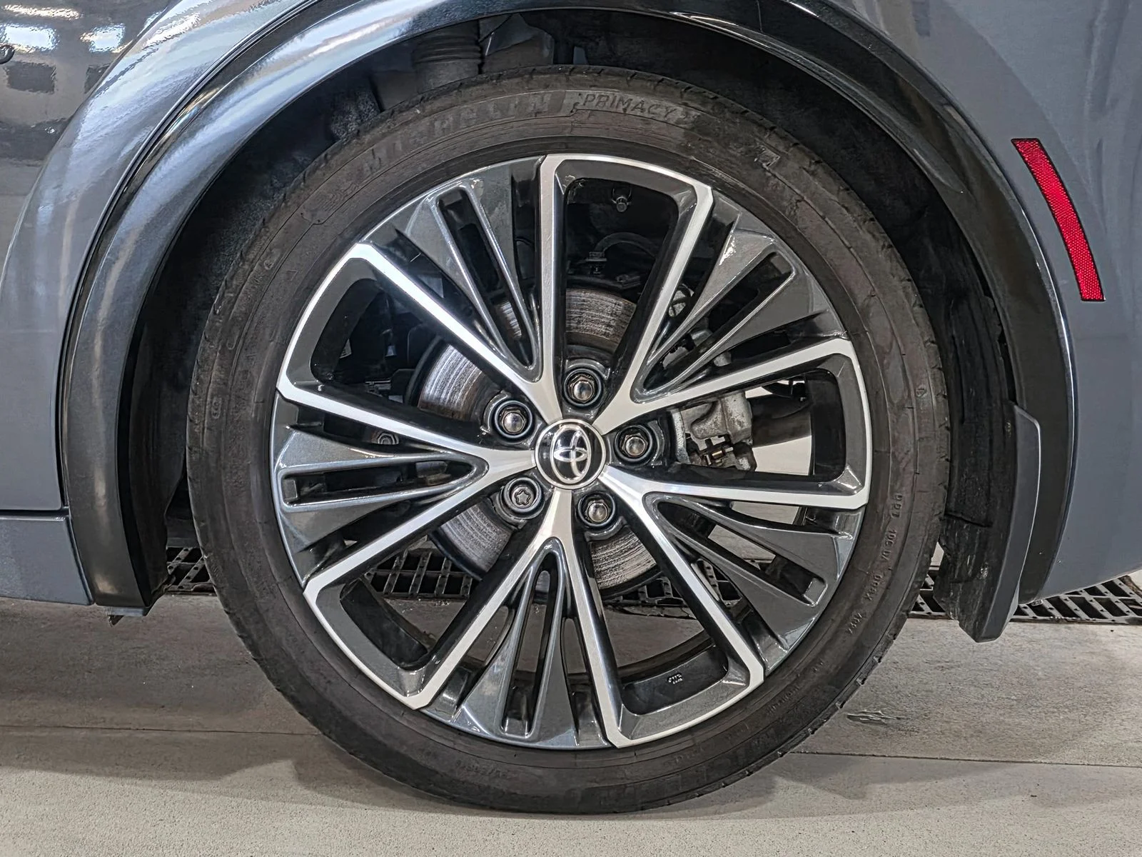 Used 2025 Gray Toyota XLE image 18