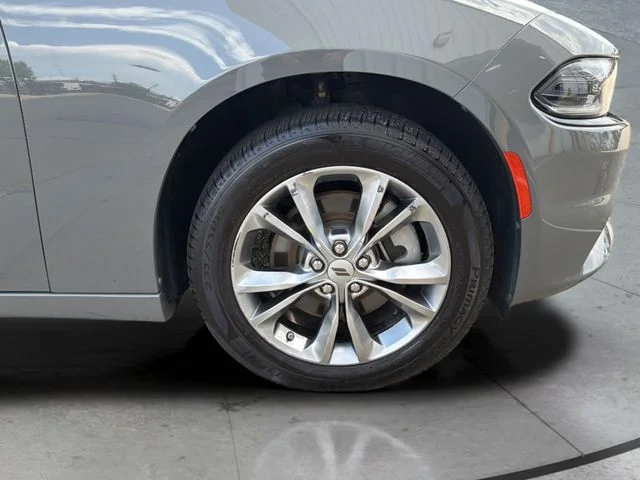 Used 2023 Gray Dodge SXT image 30