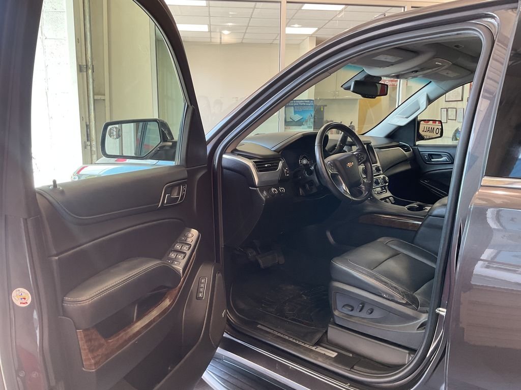 Used 2017 Gray Chevrolet LT image 15