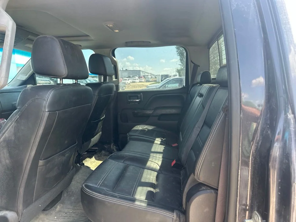 Used 2016 Silver GMC Denali image 2