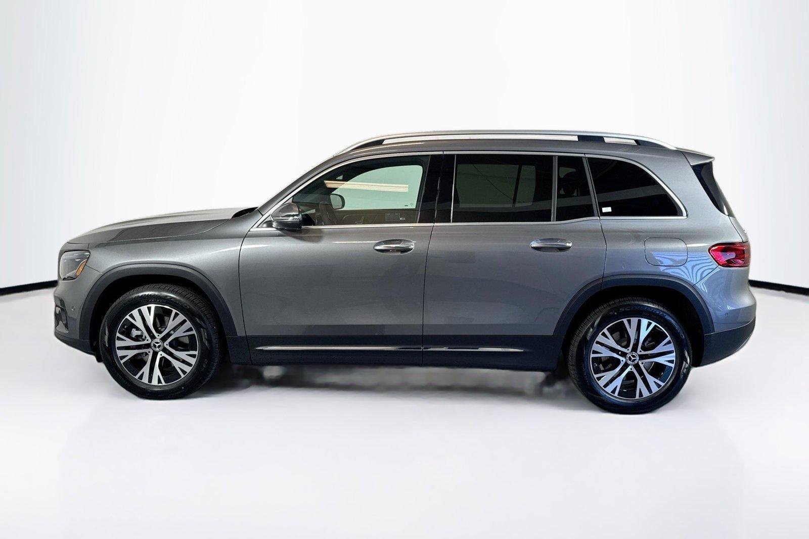 New 2026 Mountain Grey Metallic Mercedes-Benz GLB 250 image 8