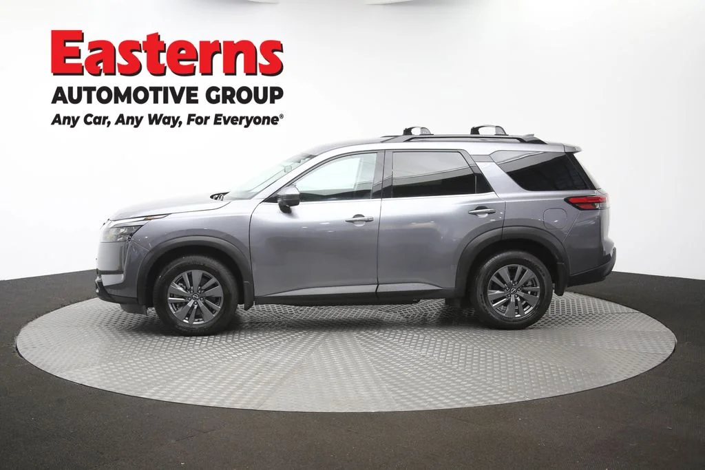 Used 2024 Gray Nissan SV image 61