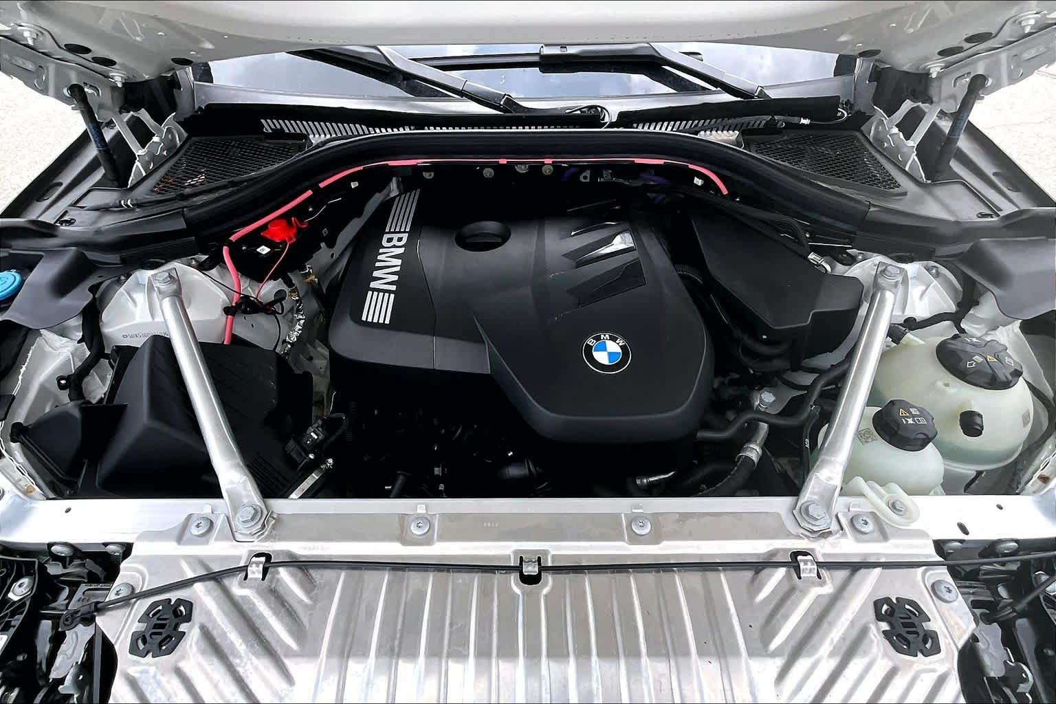 Used 2026 Alpine White BMW 30 xDrive image 30