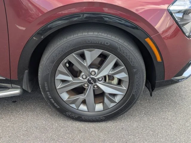 Used 2023 Red Kia SX image 11
