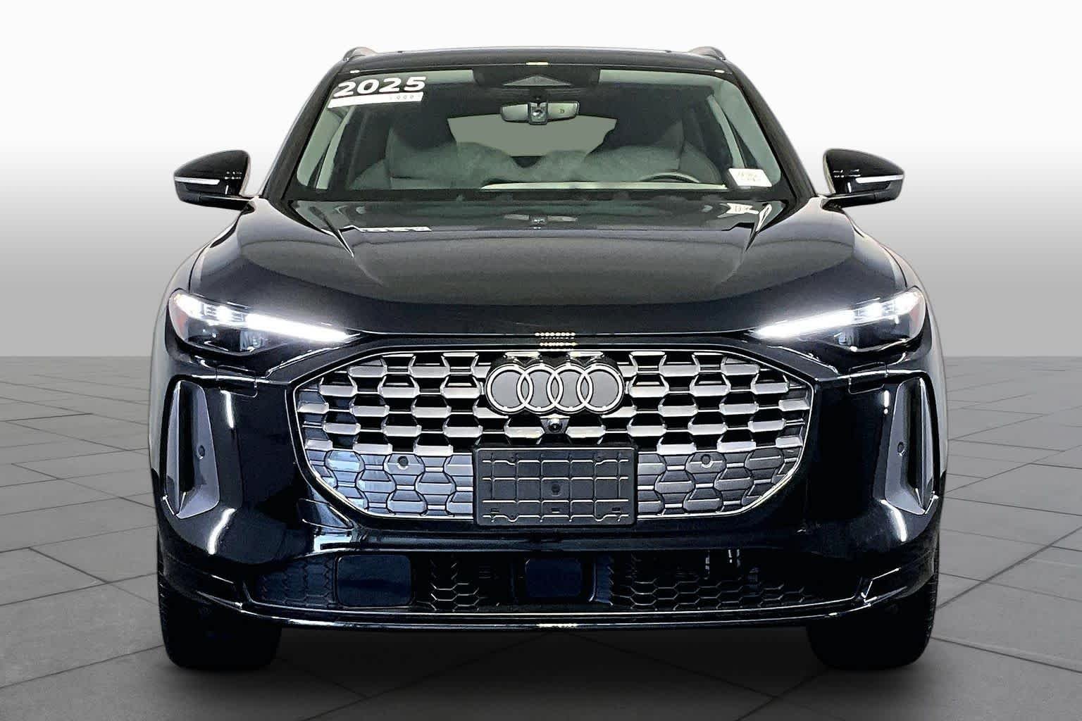 Used 2026 Mythos Black Metallic Audi Premium Plus image 4