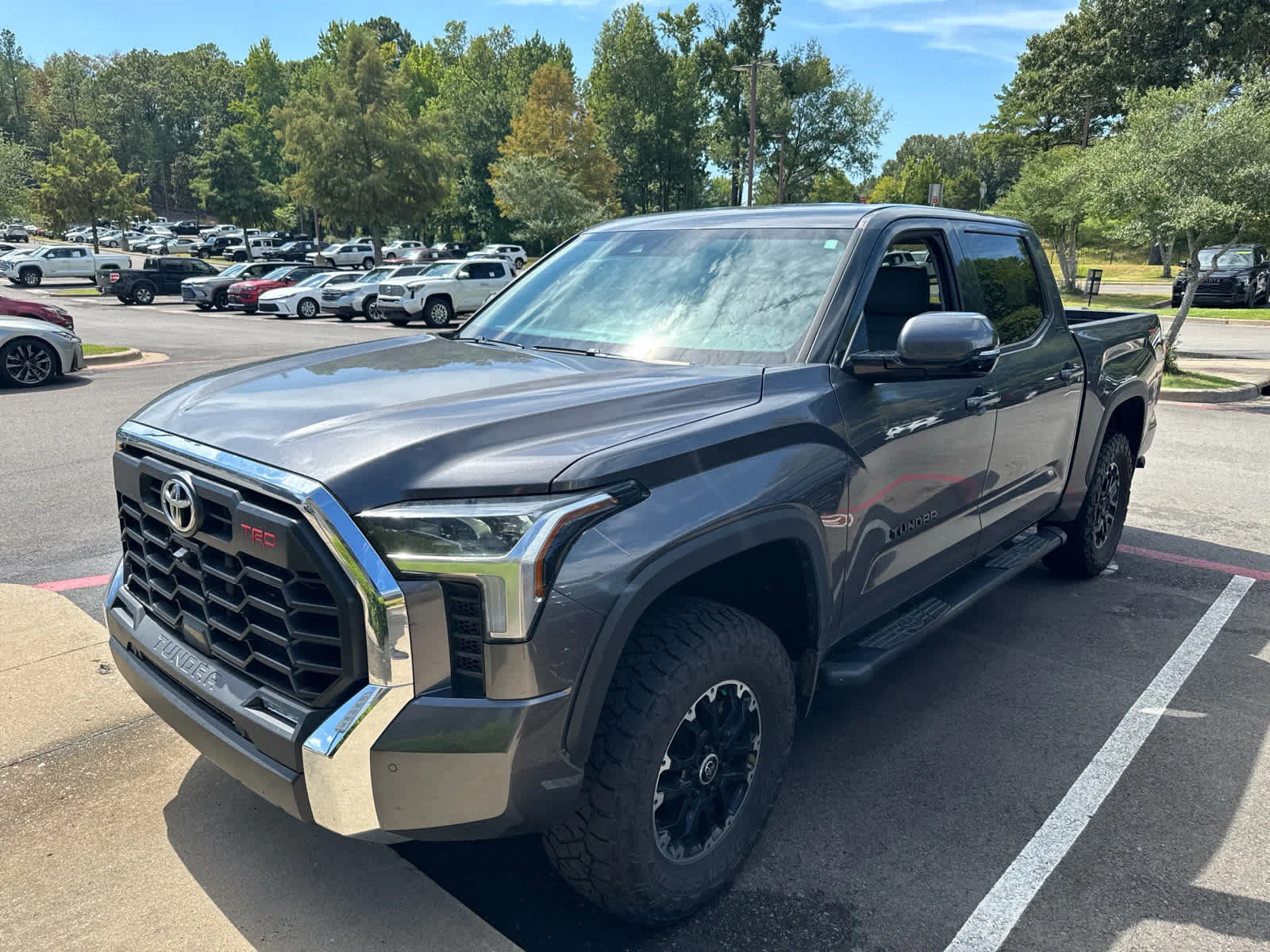 Used 2023 Toyota Tundra SR5 with VIN 5TFLA5DB5PX085809 for sale in Little Rock