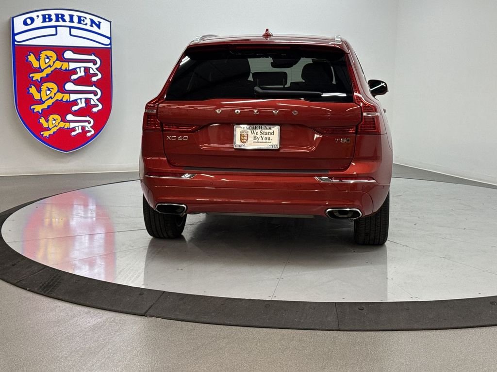 Used 2021 Fusion Red Metallic Volvo T5 Inscription image 27