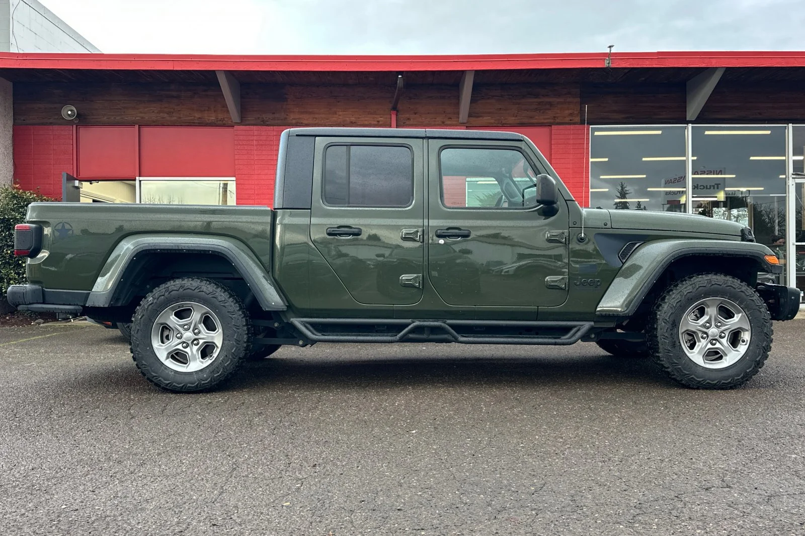 Used 2021 Sarge Green Clearcoat Jeep Freedom image 3