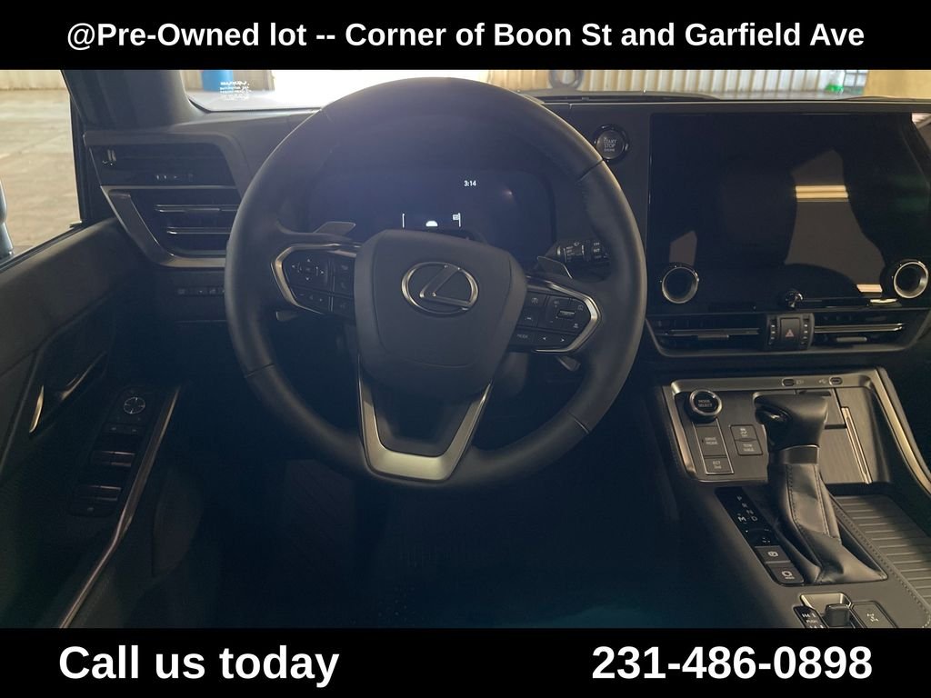 Used 2026  Lexus 550 Premium+ image 17